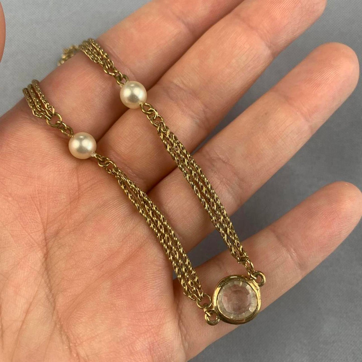 Faux Pearl and White Crystal Station Necklace (~21cm length)